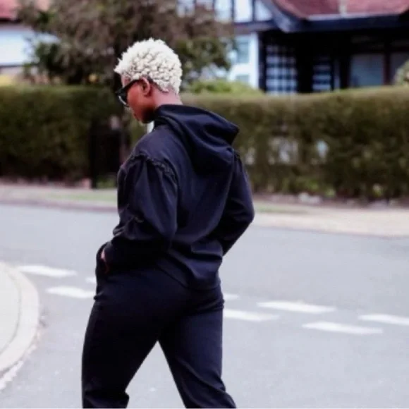 NWOT Simone Rocha x H&M Flared
Hoodie sz Large - Picture 5 of 16